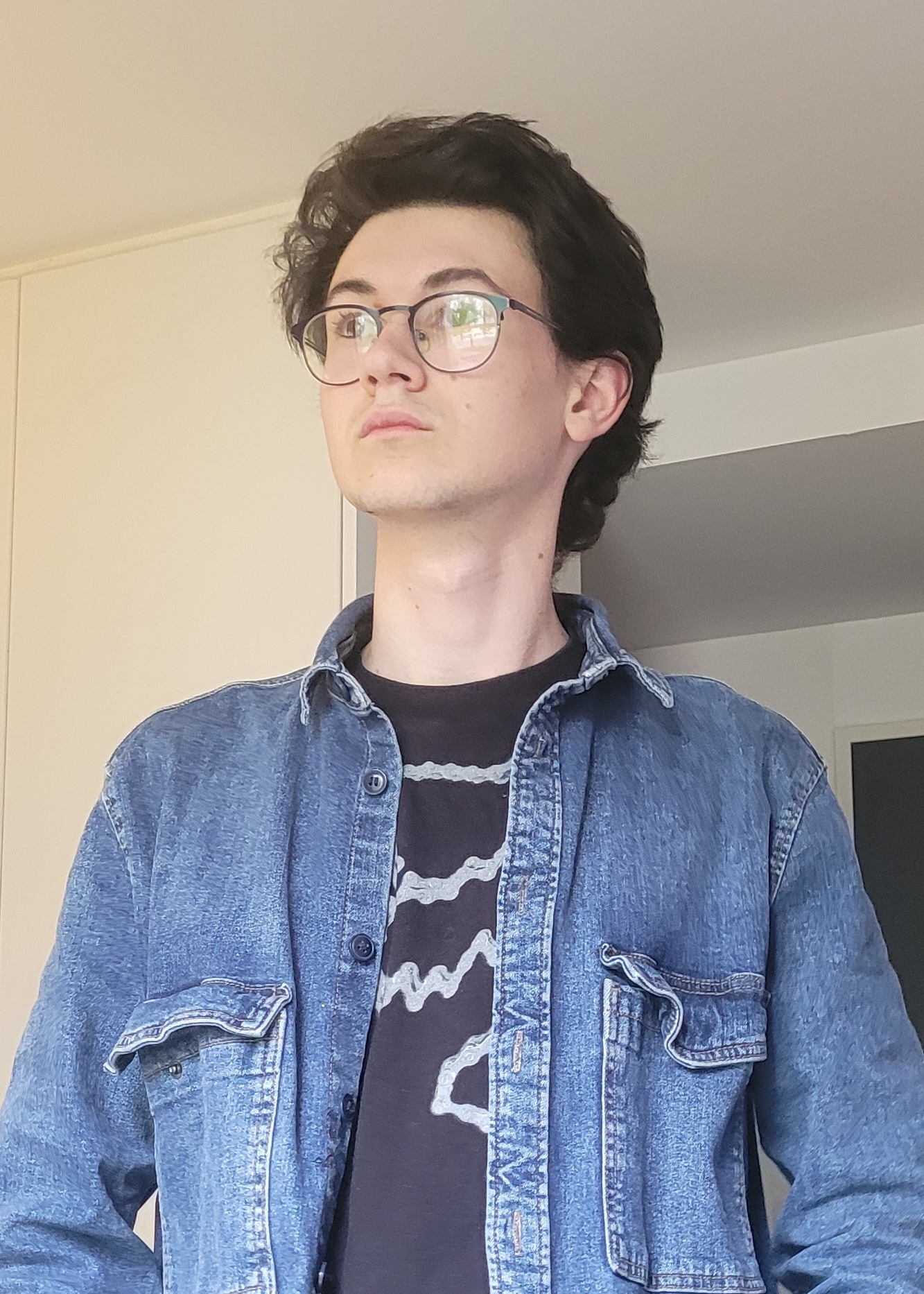 Profil de Lilien, 20 ans, Escort Gay Luxembourg à Wahlhausen