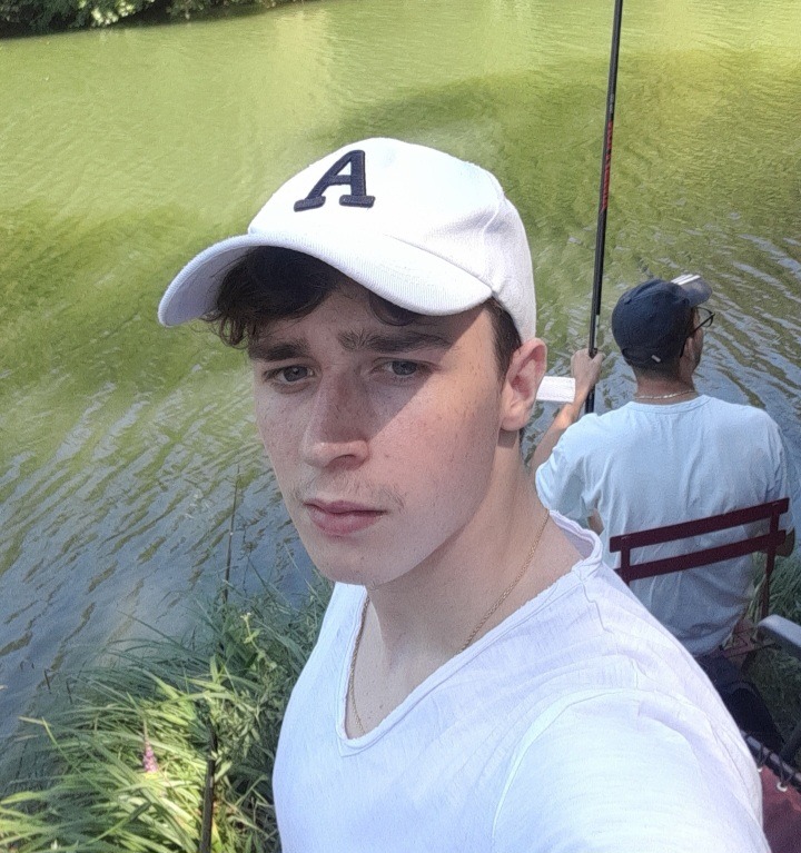 Profil de Delio, 20 ans, Escort Gay Luxembourg à Merkholtz