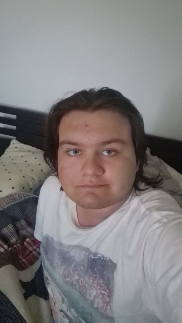 Profil de Burak, 19 ans, Escort Gay Luxembourg à Hobscheid