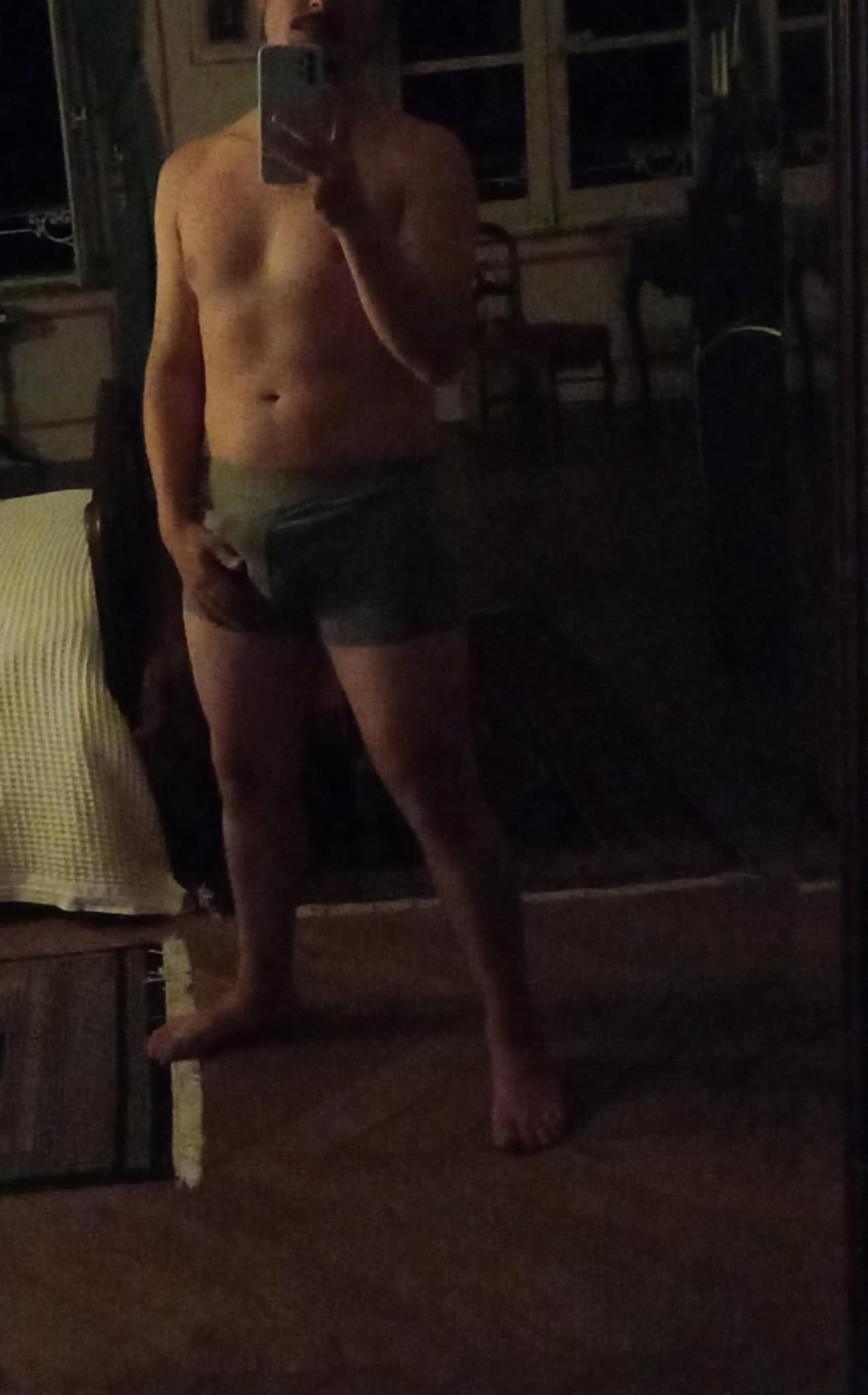 Profil de Riad, 27 ans, Escort Gay Luxembourg à Fingig