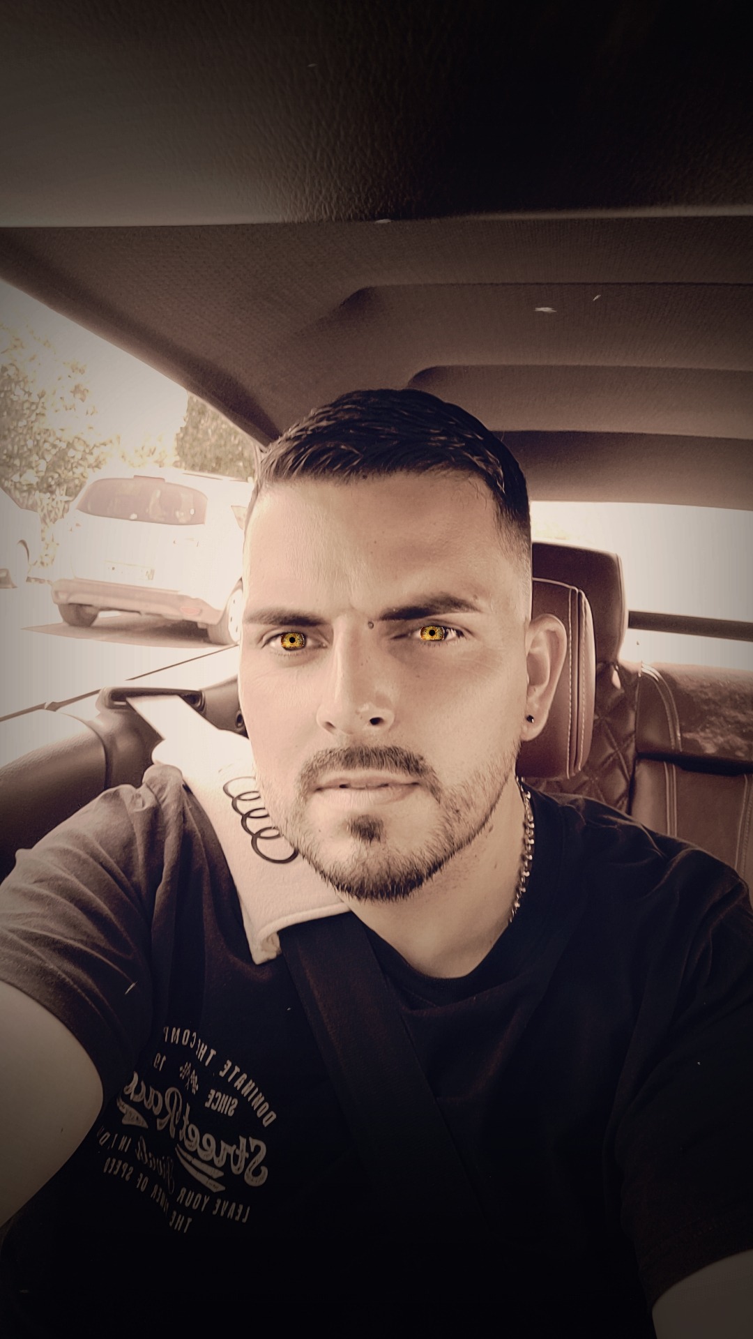 Profil de Farez, 38 ans, Escort Gay Luxembourg à Tarchamps