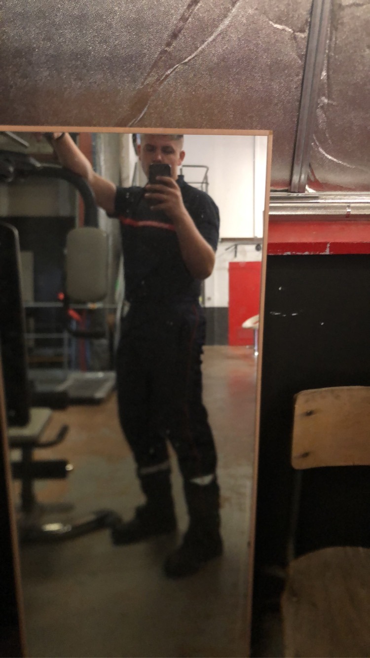 Profil de Kalis, 22 ans, Escort Gay Luxembourg à Dirbach (Goesdorf)