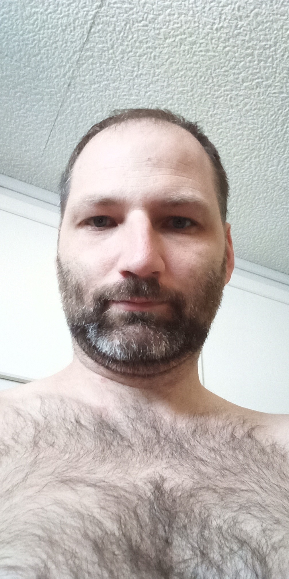 Profil de Louai, 37 ans, Escort Gay Luxembourg à Reichlange
