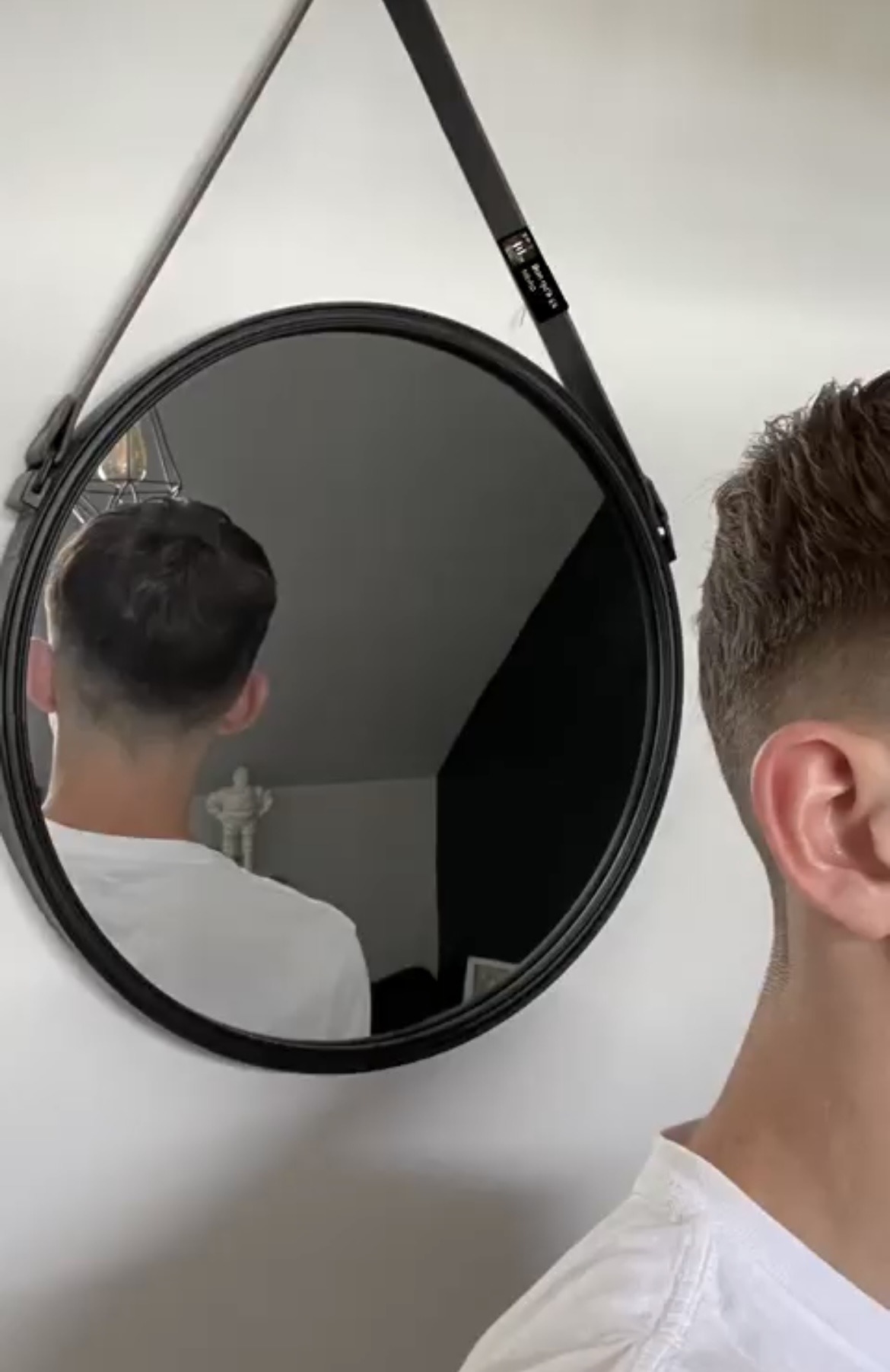 Profil de Jameson, 21 ans, Escort Gay Luxembourg à Hoffelt