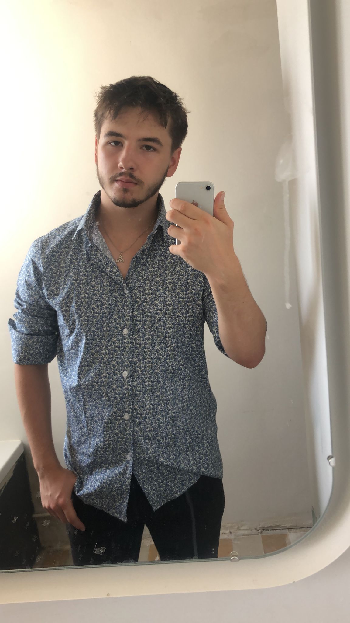 Profil de Yanael, 19 ans, Escort Gay Luxembourg à Reimberg