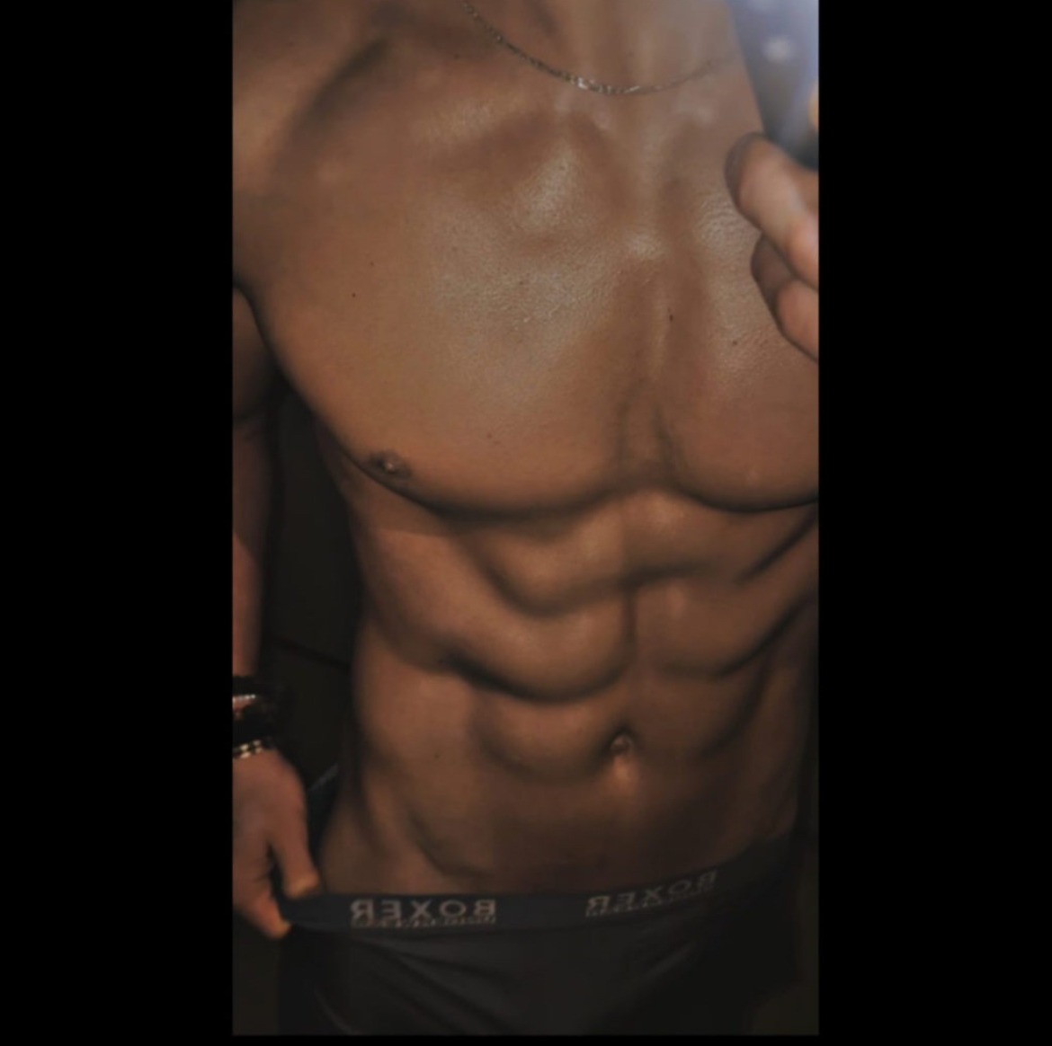 Profil de Harlem, 24 ans, Escort Gay Luxembourg à Hautbellain