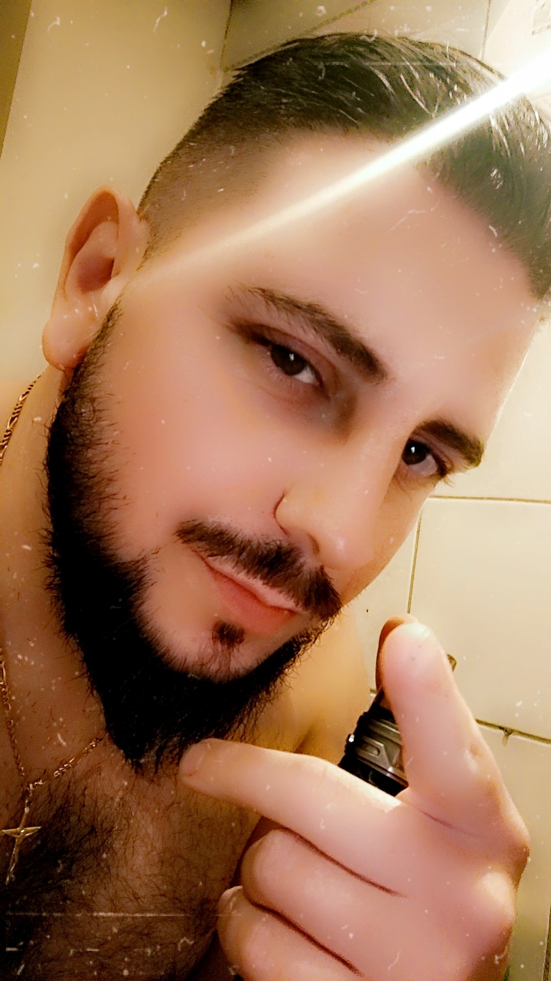 Profil de Arto, 34 ans, Escort Gay Luxembourg à Vallée de l'Ernz